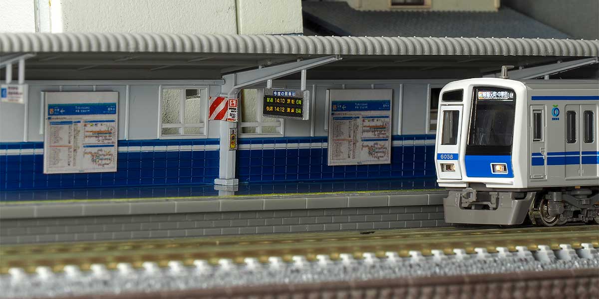 ＜2913＞着色済み 対向式ホーム（西武鉄道仕様）