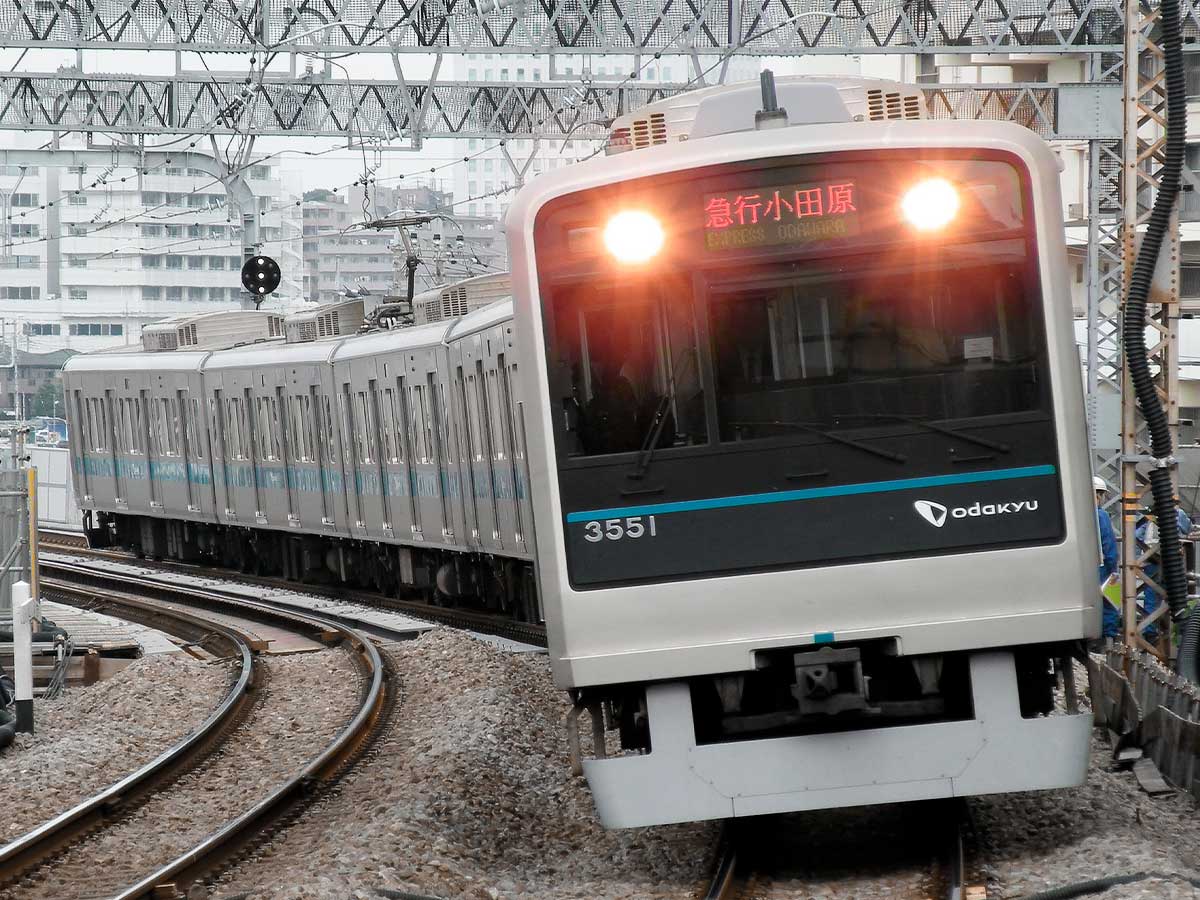 ＜32069＞小田急3000形1次車（ロイヤルブルー帯・車番選択式）