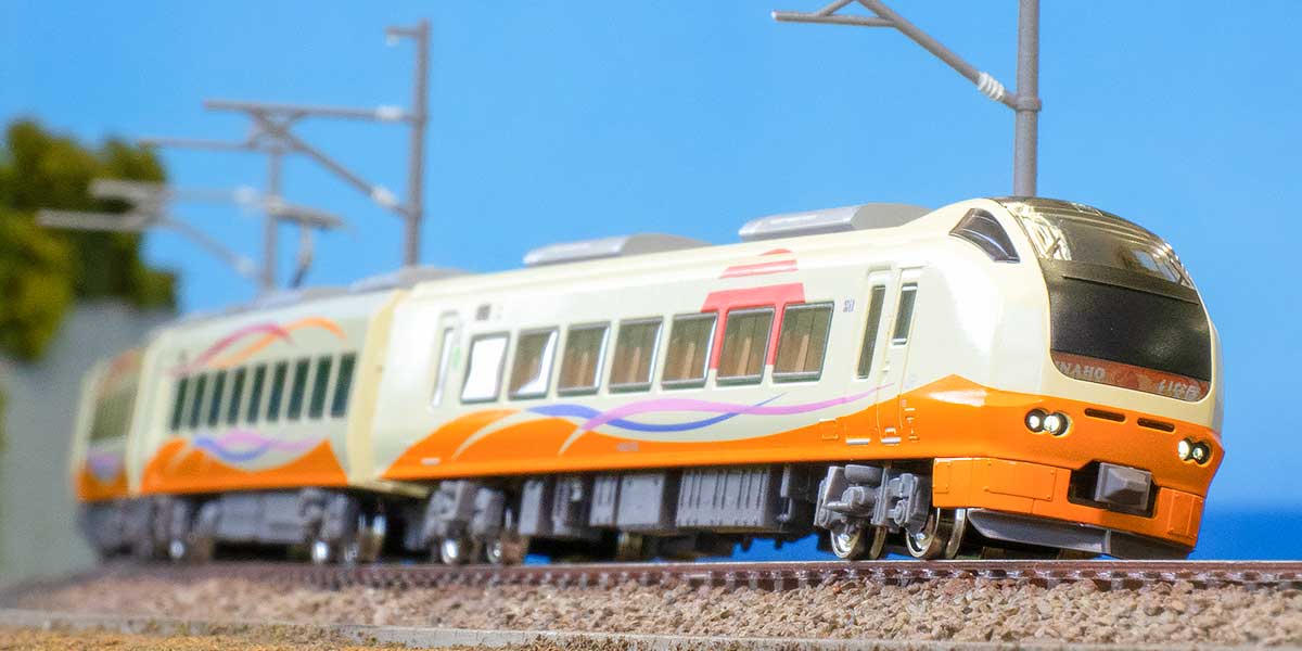 ＜32108＞E653系1000番代いなほ（クーラーカバー交換後）