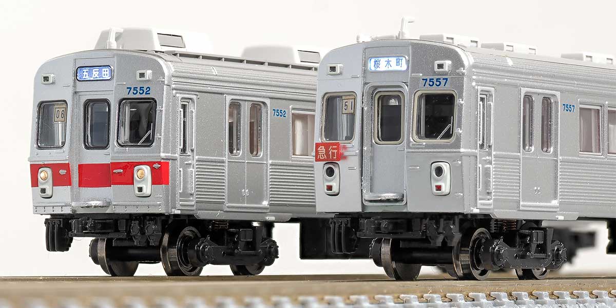 ＜50797＞東急電鉄7200系（池上線・冷房車・赤帯）3両編成セット（動力付き）と＜10504＞ 東急電鉄7200系（東横線・非冷房車）8両編成セット（動力付き）