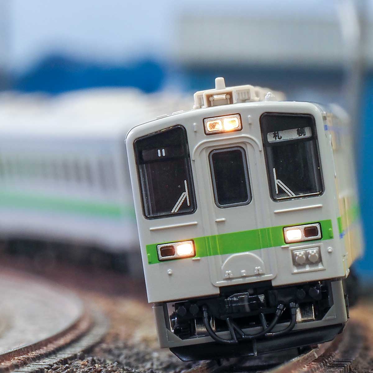 31834＞JR北海道キハ141形／142形+143形 5両編成セット（動力付き）｜N